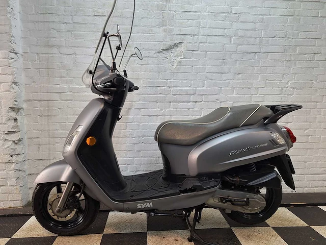 Sym fiddle 25km snorscooter 4-takt - afbeelding 1 van  7