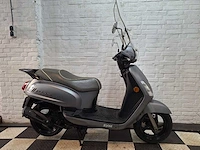 Sym fiddle 25km snorscooter 4-takt - afbeelding 5 van  7