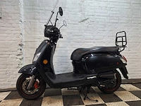 Sym fiddle 3 45 km bromscooter 4takt - afbeelding 1 van  7
