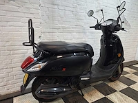 Sym fiddle 3 45 km bromscooter 4takt - afbeelding 5 van  7