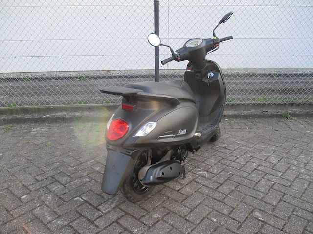 Sym fiddle 4 - snorscooter - injectie - scooter - afbeelding 11 van  12