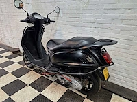 Sym fiddle 45 km bromscooter 4takt - afbeelding 3 van  6