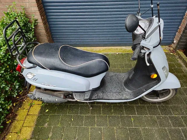 Sym fiddle ii - scooter - afbeelding 5 van  15