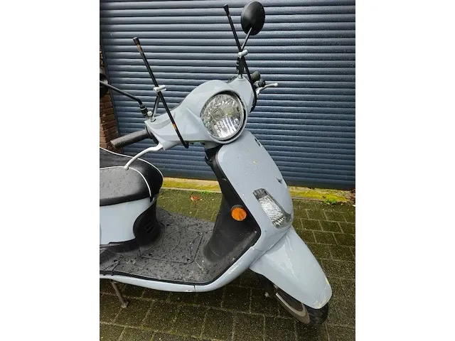 Sym fiddle ii - scooter - afbeelding 6 van  15