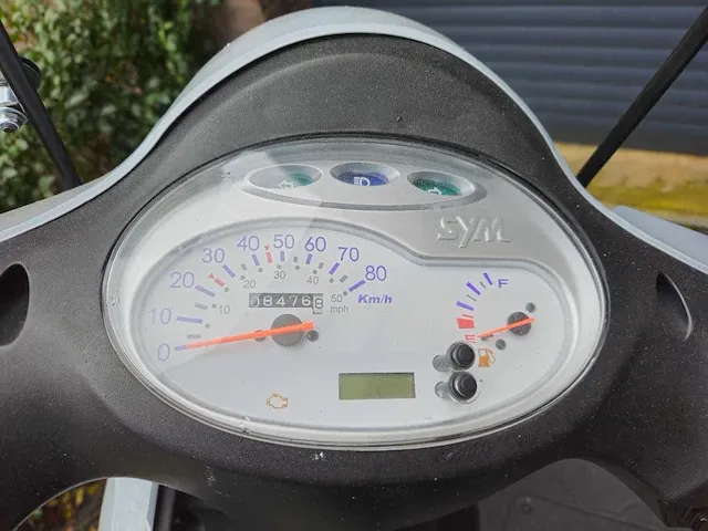 Sym fiddle ii - scooter - afbeelding 10 van  15