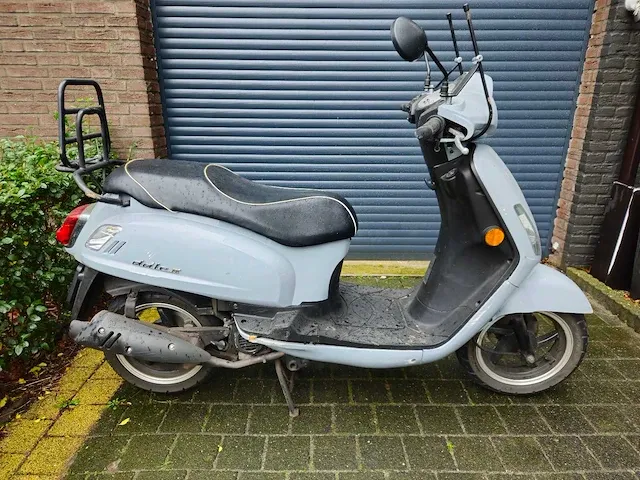 Sym fiddle ii - scooter - afbeelding 12 van  15