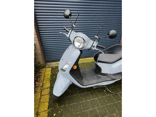 Sym fiddle ii - scooter - afbeelding 15 van  15