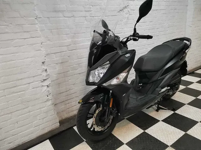 Sym jet 14 25 km snorscooter 4takt - afbeelding 2 van  7