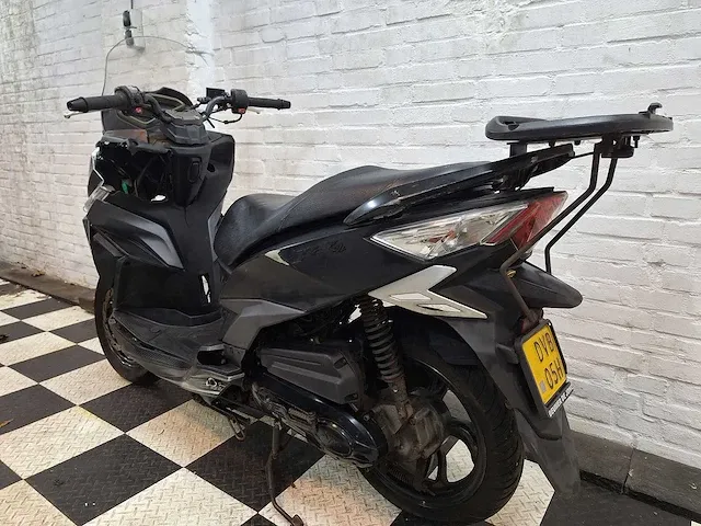 Sym jet 14 45km bromscooter 4-takt - afbeelding 3 van  7