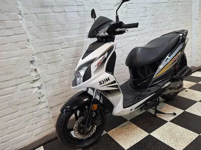 Sym jet 4 25 km snorscooter 4takt - afbeelding 2 van  7