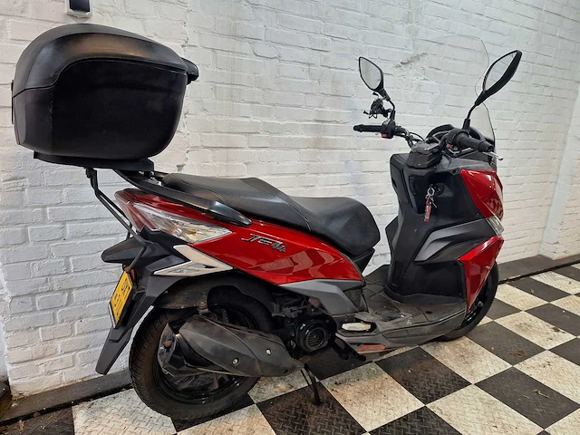 Sym jet14 45 km bromscooter 4takt - afbeelding 5 van  7