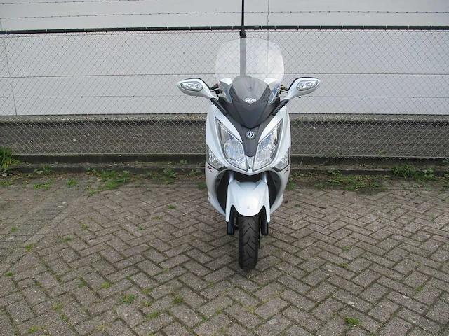 Sym joy max 125i - motorscooter - abs - motorfiets - afbeelding 3 van  11