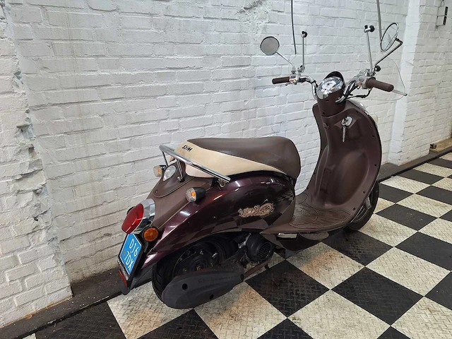 Sym mio 25 km snorscooter 4takt - afbeelding 5 van  7