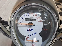 Sym mio 25 km snorscooter 4takt - afbeelding 4 van  7