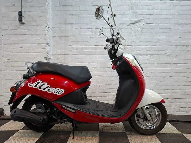 Sym mio 25 km snorscooter 4takt - afbeelding 6 van  7