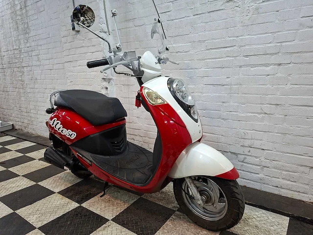 Sym mio 25 km snorscooter 4takt - afbeelding 7 van  7