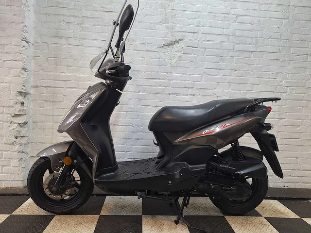 Sym orbit 2 25 km snorscooter 4takt - afbeelding 1 van  7