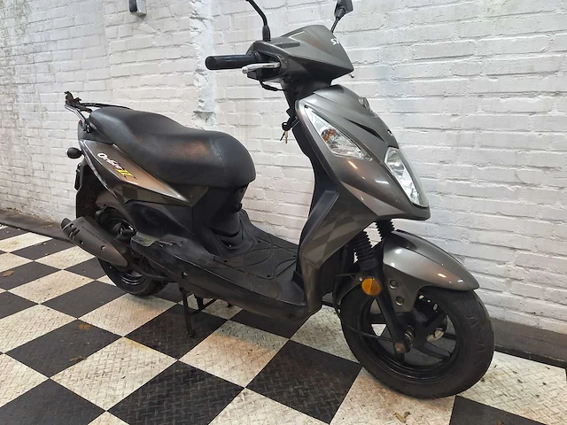 Sym orbit 2 25 km snorscooter 4takt - afbeelding 7 van  7