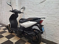 Sym orbit 2 25 km snorscooter 4takt - afbeelding 3 van  7