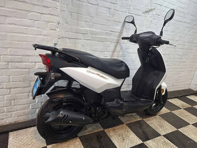 Sym orbit 2 25 km snorscooter 4takt - afbeelding 5 van  7