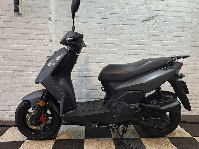 Sym orbit 2 45 km bromscooter 4takt - afbeelding 1 van  7
