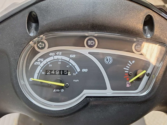 Sym orbit 2 45 km bromscooter 4takt - afbeelding 4 van  7