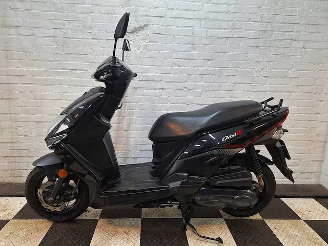 Sym orbit 3 45 km bromscooter 4takt - afbeelding 1 van  7