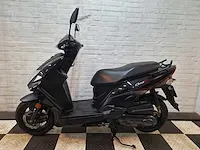Sym orbit 3 45 km bromscooter 4takt - afbeelding 1 van  7