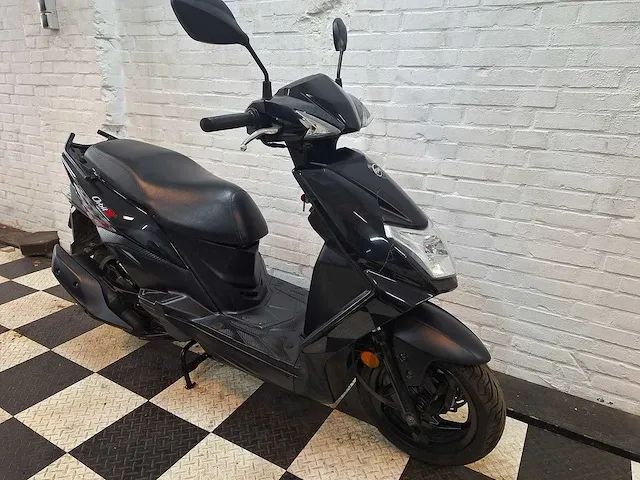 Sym orbit 3 45 km bromscooter 4takt - afbeelding 6 van  7