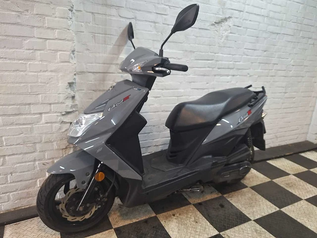 Sym orbit 3 45 km bromscooter 4takt - afbeelding 2 van  7