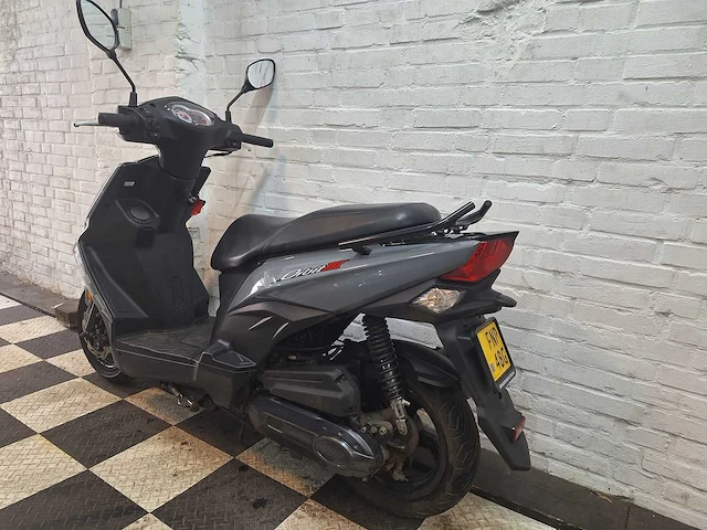 Sym orbit 3 45 km bromscooter 4takt - afbeelding 3 van  7