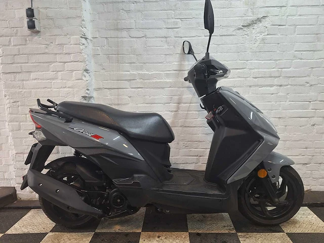 Sym orbit 3 45 km bromscooter 4takt - afbeelding 6 van  7