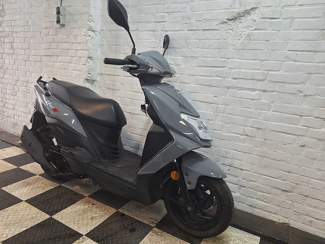 Sym orbit 3 45 km bromscooter 4takt - afbeelding 7 van  7