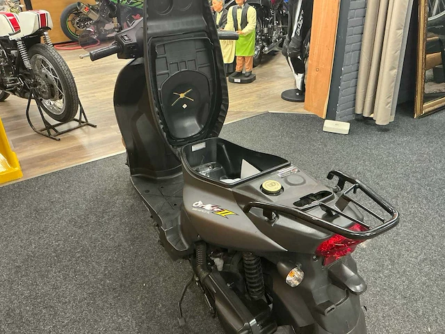 Sym orbit ll scooter - afbeelding 3 van  13
