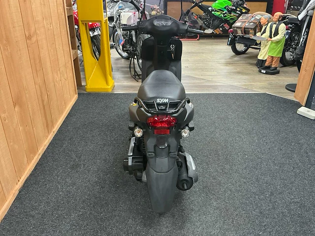 Sym orbit ll scooter - afbeelding 8 van  13