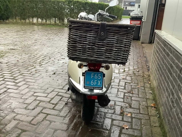 Sym snorscooter allo scooter - afbeelding 4 van  10