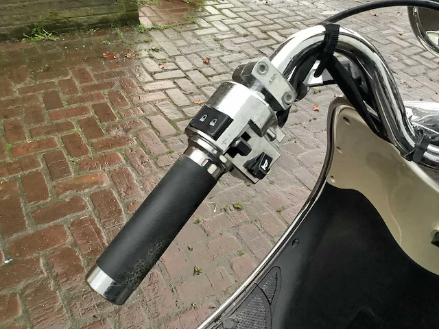 Sym snorscooter allo scooter - afbeelding 6 van  10