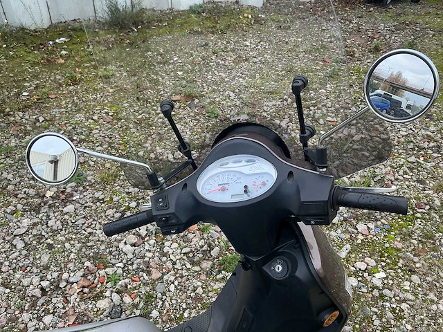 Sym snorscooter fiddle ii - afbeelding 16 van  16