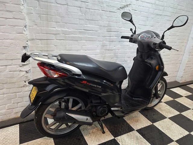 Sym symphony 45 km bromscooter 4takt - afbeelding 5 van  7