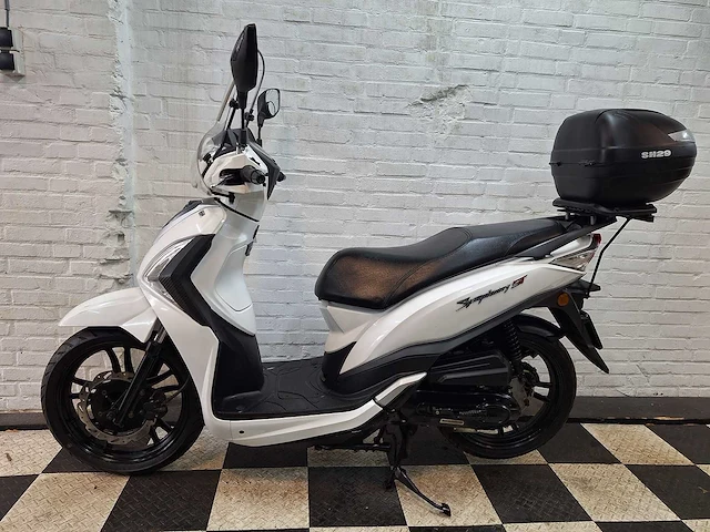 Sym symphony st 45 km bromscooter 4takt - afbeelding 1 van  6