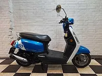 Sym tonik 45 km bromscooter 4takt - afbeelding 6 van  7