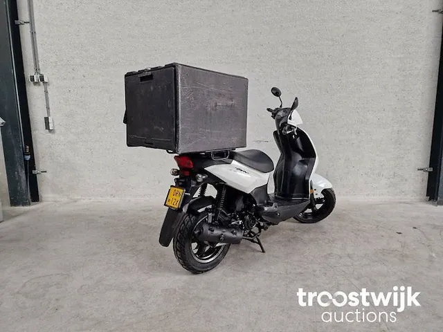 Sym x pro bromscooter - afbeelding 5 van  6