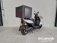 Sym x-pro elektrische bromscooter - afbeelding 6 van  8