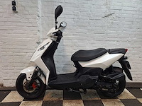 Sym xpro 45 km bromscooter 4takt - afbeelding 1 van  7