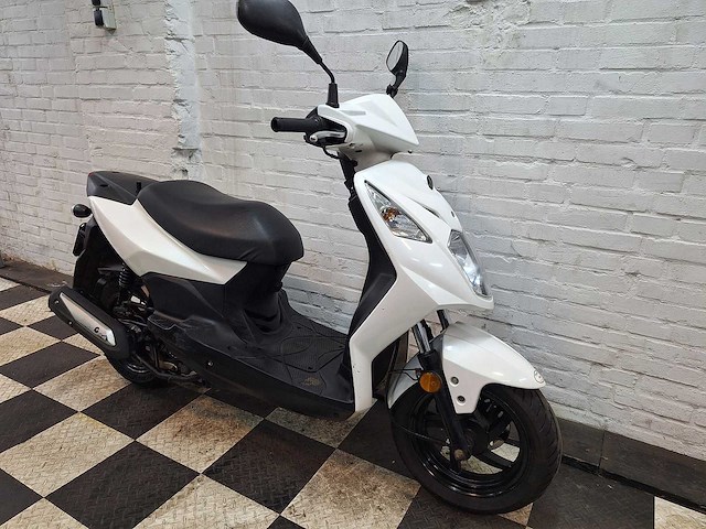 Sym xpro 45 km bromscooter 4takt - afbeelding 7 van  7