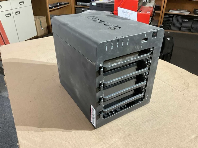 Synology disk station - afbeelding 1 van  3