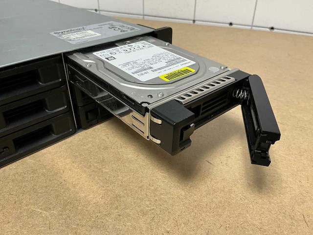 Synology rs2416rp+ opslagapperatuur - afbeelding 6 van  7