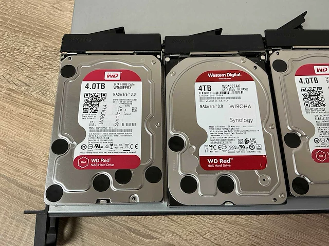 Synology rx815 netwerkopslag - afbeelding 4 van  5