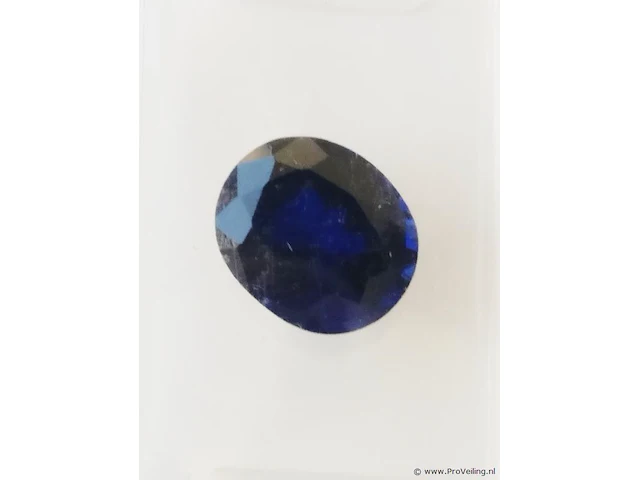 Synthetic sapphire 2.60ct aig certified - afbeelding 2 van  7