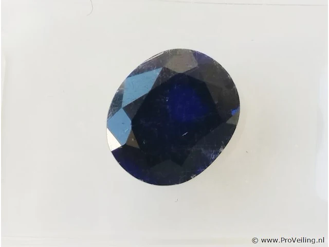 Synthetic sapphire 2.60ct aig certified - afbeelding 3 van  7